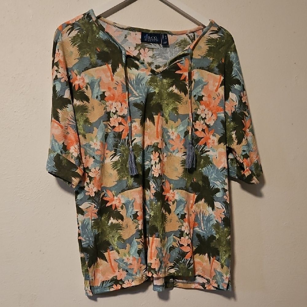d & Co BEACH   Women's Floral Top - Multicolor